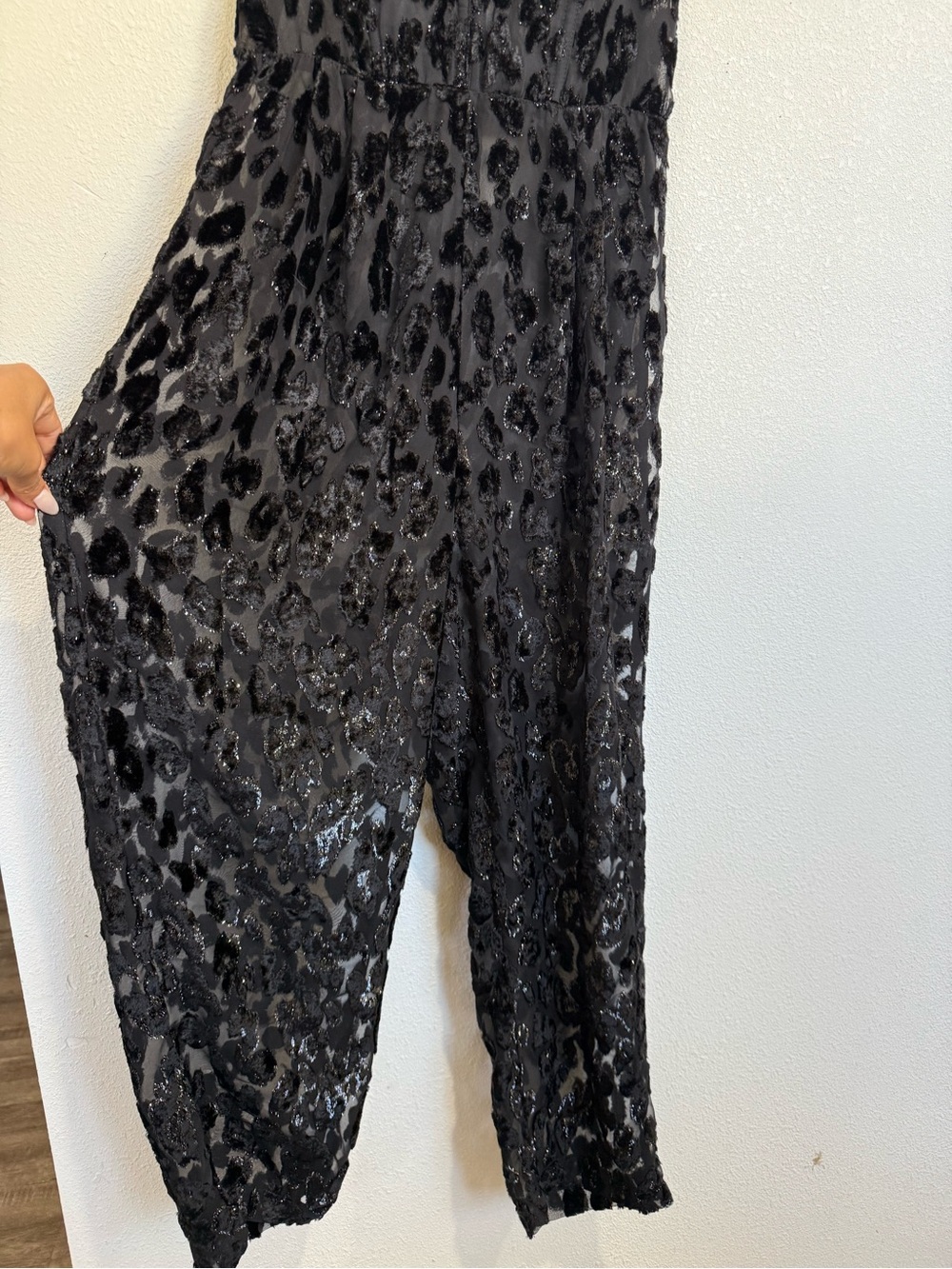 Victoria’s Secret Rare Black Velvet Leopard Corset Jumpsuit M - Picture 3 of 12